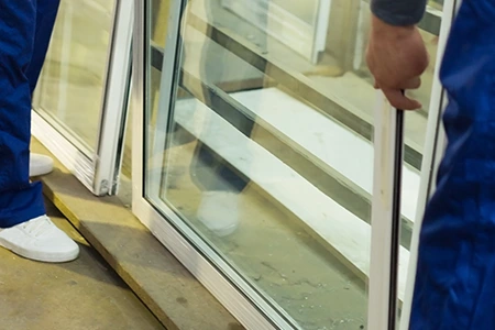 Commercial Glass Repair Technician in Tallahassee, FL